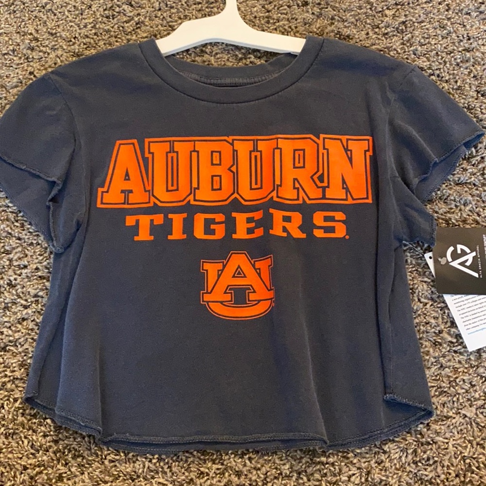 Auburn cropped tee. Brand new with tags! XS